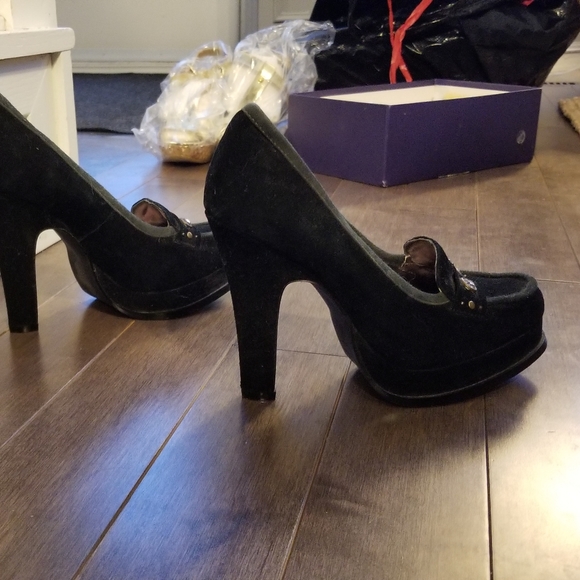 Black velvet heels - Picture 3 of 6